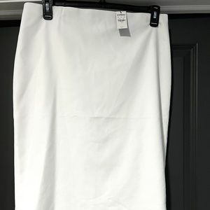 Express White Skirt. SZ 14. NWT